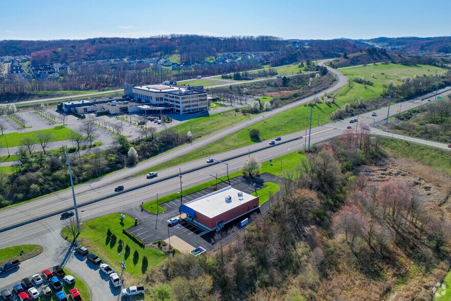 More Photos Of 19015 Perry Hwy, Mars Freestanding For Lease