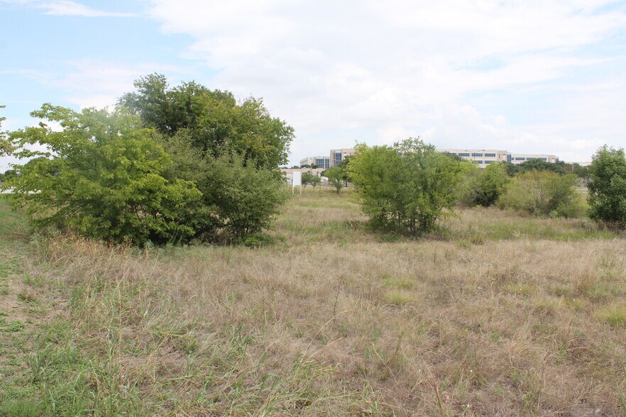 More Photos Of 12431 Tech Ridge Blvd, Austin Land For Sale