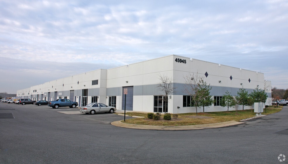 Primary Photo Of 45945 Trefoil Ln, Sterling Light Manufacturing For Sale