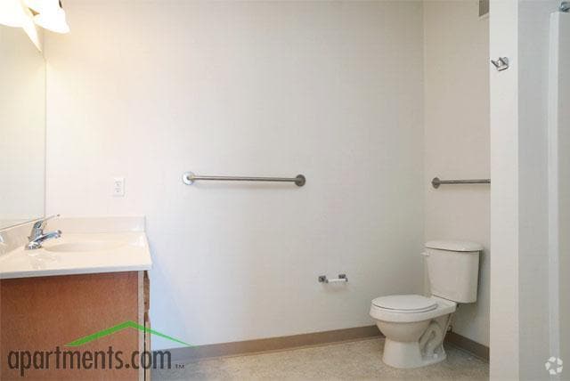 More Photos Of 12700 Nicollet Ave, Burnsville Apartments For Lease