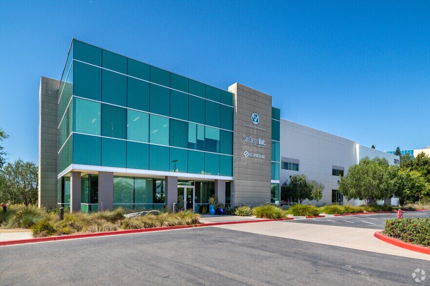 Primary Photo Of 2875 Whiptail Loop E, Carlsbad Warehouse For Lease