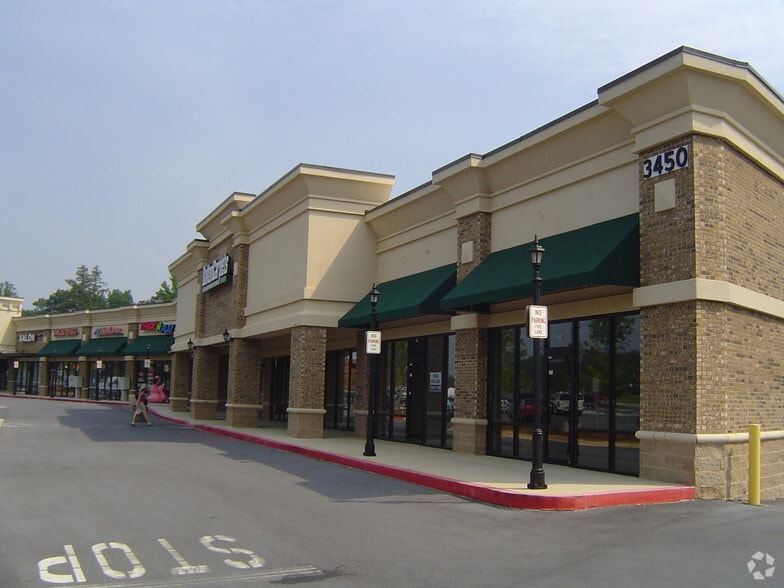 More Photos Of 3450-3466 Cobb Pky NW, Acworth Unknown For Lease