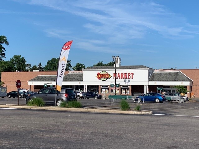 More Photos Of 5190-5222 Wilson Mills Rd, Richmond Heights General Retail For Sale