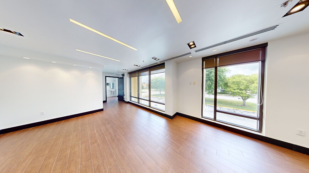 More Photos Of 2797 NW 105th Ave, Miami Warehouse For Lease