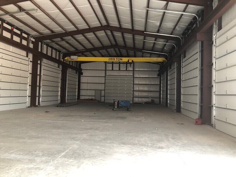 More Photos Of 11004 County 100 Rd, Midland Warehouse For Lease