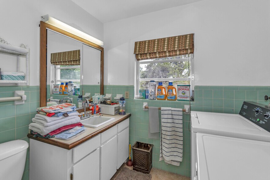 More Photos Of 625 E Melbourne Ave, Melbourne Land For Sale