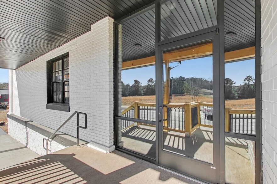 More Photos Of 3955 Highway 53, Hoschton Freestanding For Lease