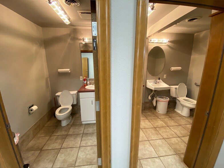 More Photos Of 14475 SW Allen Blvd, Beaverton Office For Lease