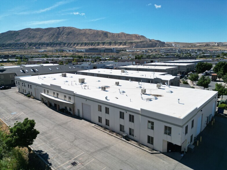 More Photos Of 14621 S 800 W, Bluffdale Warehouse For Sale
