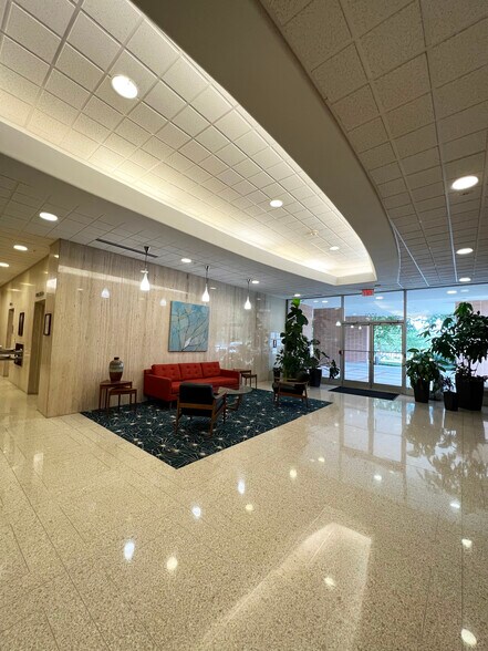 More Photos Of 1001 Wade Ave, Raleigh Medical For Lease