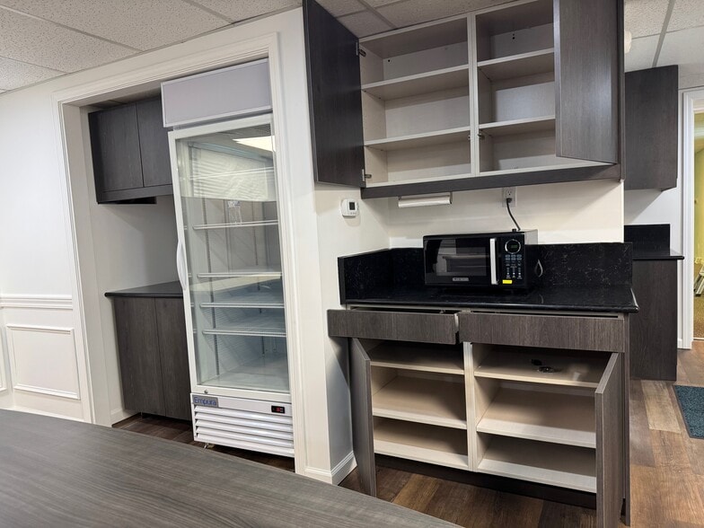 More Photos Of 51024 Portage Rd, South Bend Office Residential For Sale