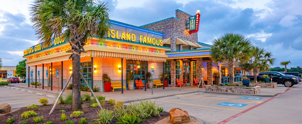 More Photos Of 2502 Gulf Fwy S, League City Restaurant For Sale