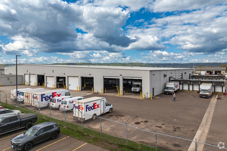 Primary Photo Of 2929 Halvor Ln, Superior Distribution For Sale