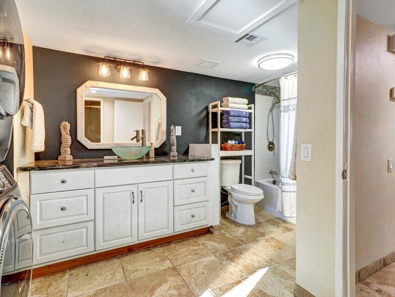 More Photos Of 525 S Thornhill Rd, Palm Springs Apartments For Sale