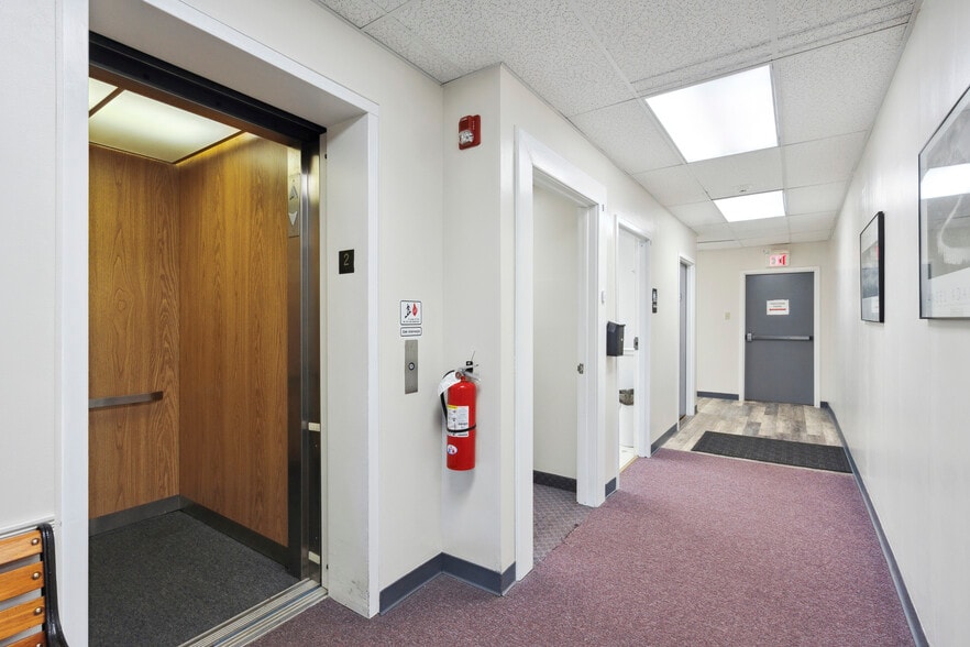 More Photos Of 555 Second Ave, Collegeville Medical For Sale