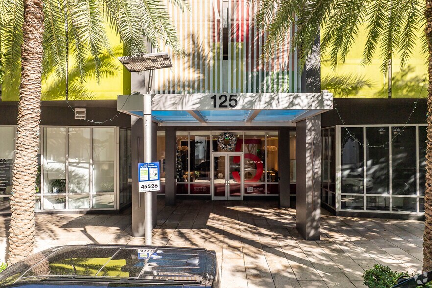 More Photos Of 125 NE 32nd St, Miami Apartments For Lease
