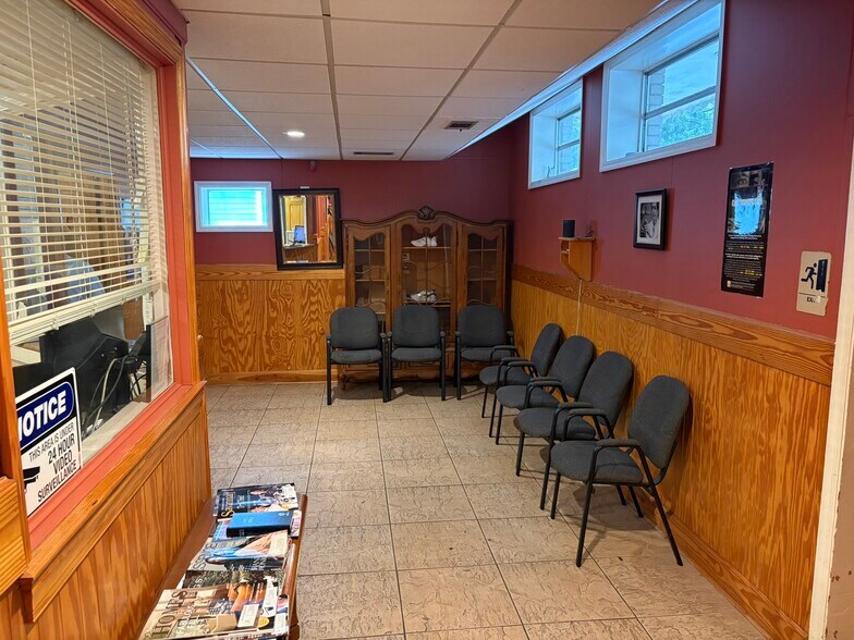 More Photos Of 906 Abercorn St, Savannah Office For Sale