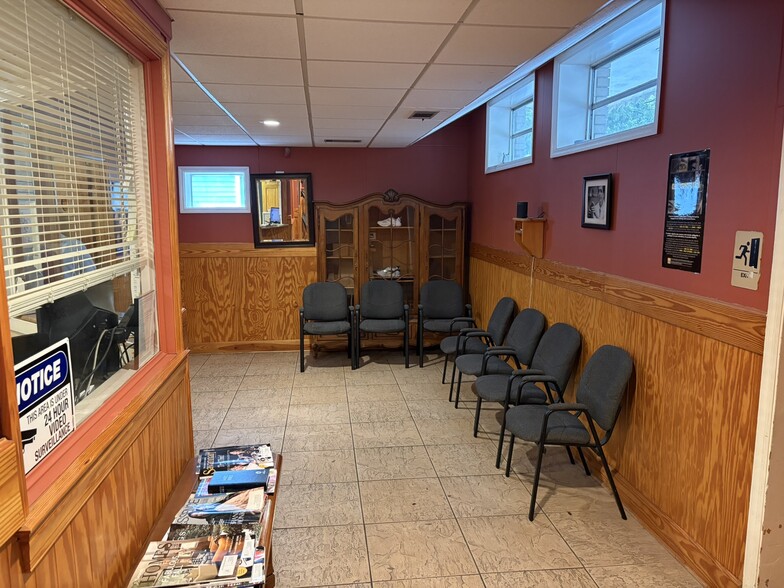 More Photos Of 906 Abercorn St, Savannah Office For Lease