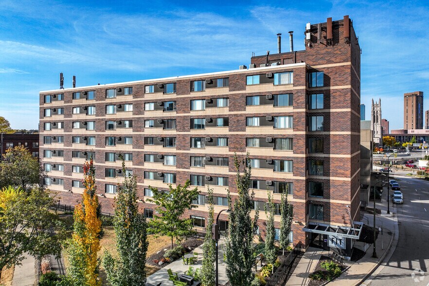 Primary Photo Of 515 E Grant St, Minneapolis Apartments For Sale