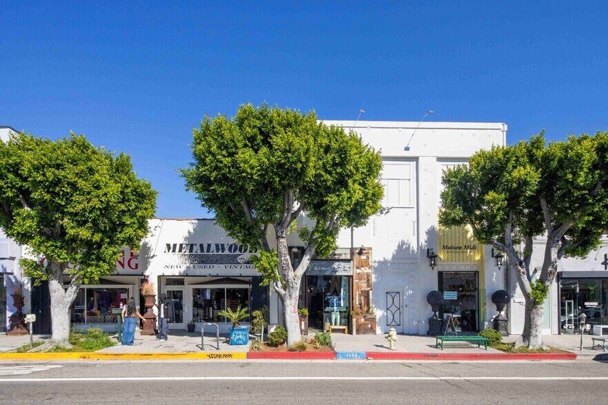 More Photos Of , Los Angeles General Retail For Sale