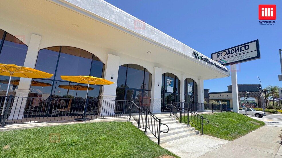 More Photos Of 15175 Whittier Blvd, Whittier Bank For Lease