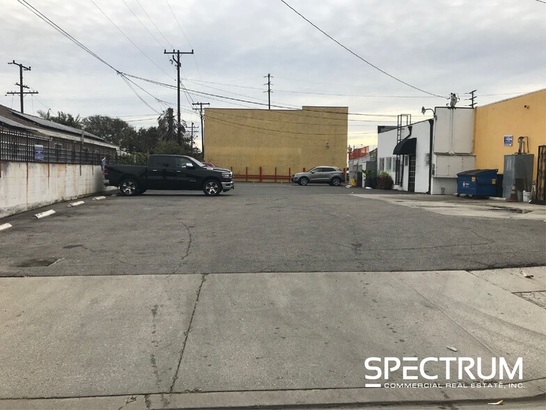 More Photos Of 11934-11940 Aviation Blvd, Inglewood Restaurant For Lease