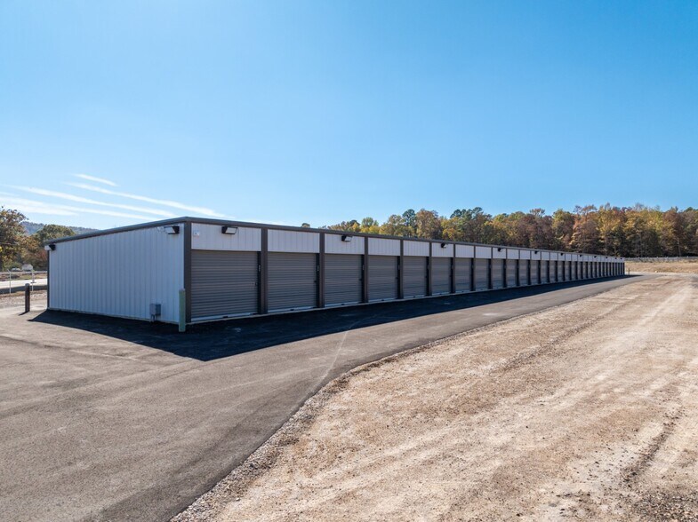 More Photos Of 6422 Central ave, Hot Springs National Park Self Storage For Sale