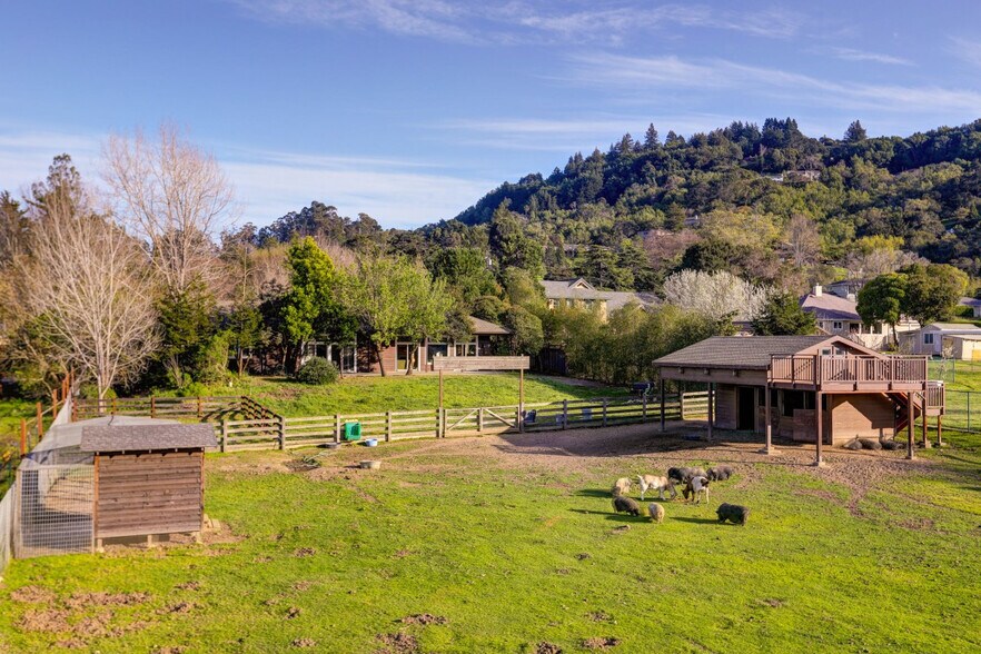 More Photos Of 8 Circle Rd, San Rafael Rehabilitation Center For Sale