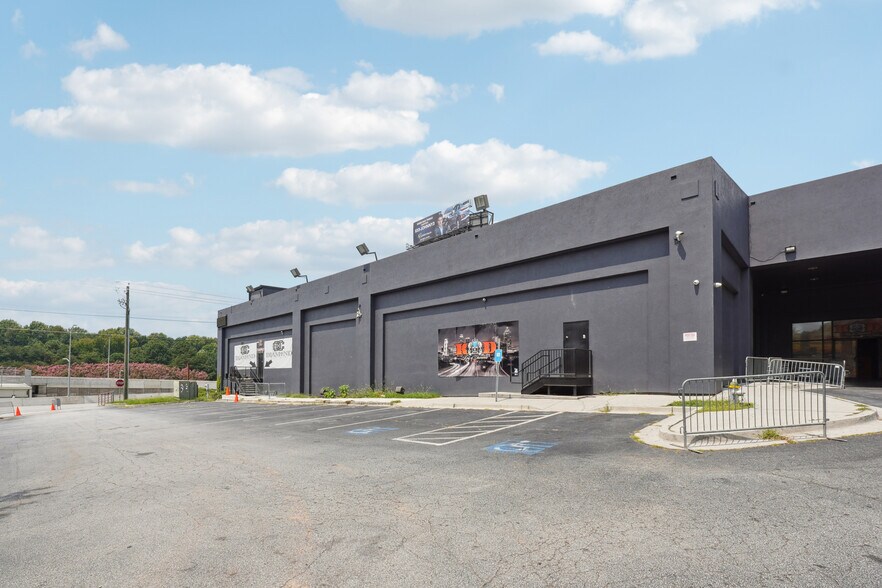 More Photos Of 4730 Frontage Rd, Forest Park Bar For Sale