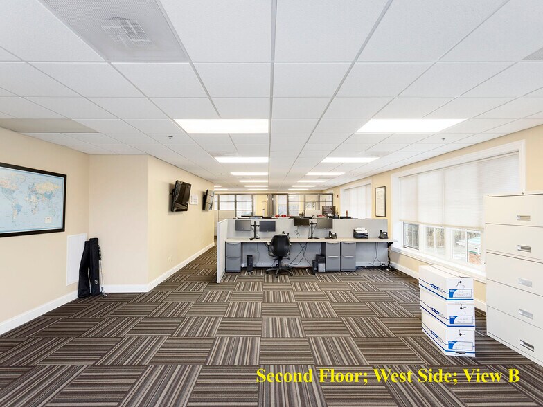 More Photos Of 739 North Ave, Glendale Heights Loft Creative Space For Sale