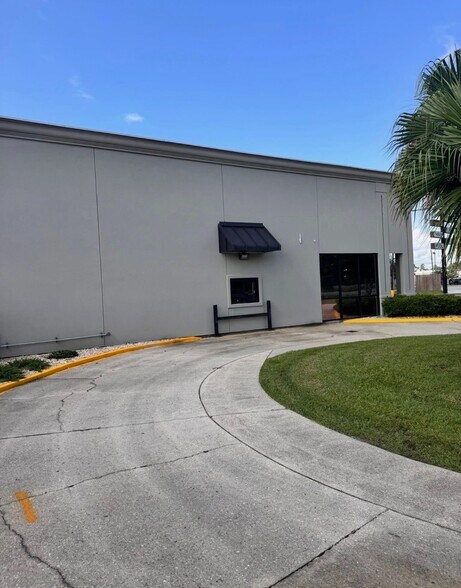 More Photos Of 12371 US-90 Hwy, Luling Storefront Retail Office For Lease