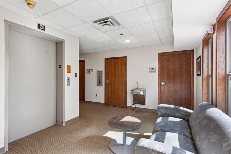 More Photos Of 261 School Ave, Excelsior Office For Sale