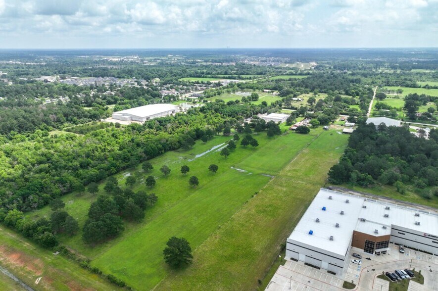 More Photos Of 1730 S Cherry St, Tomball Office For Sale
