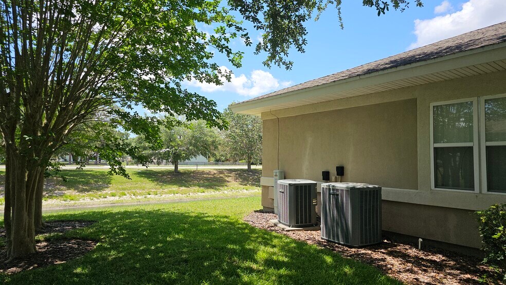 More Photos Of 91 Branscomb Rd, Green Cove Springs Office For Sale
