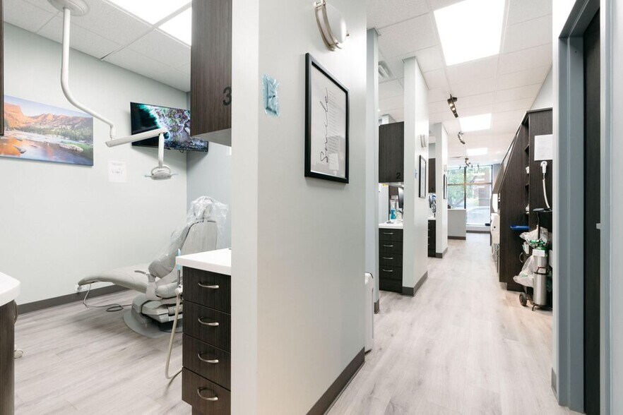 More Photos Of 1828-1830 W Foster Ave, Chicago Storefront Retail Residential For Sale