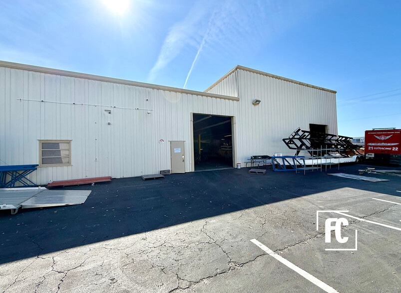 More Photos Of 1880 SE Federal Hwy, Stuart Warehouse For Lease