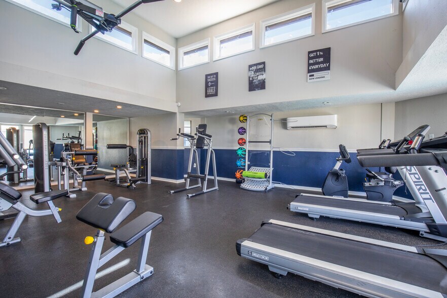 More Photos Of 804 Fairmaiden Ln, Brandon Apartments For Sale