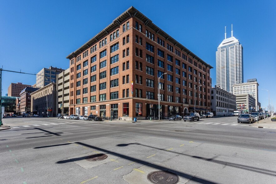 More Photos Of 36 S Pennsylvania St, Indianapolis Office For Lease