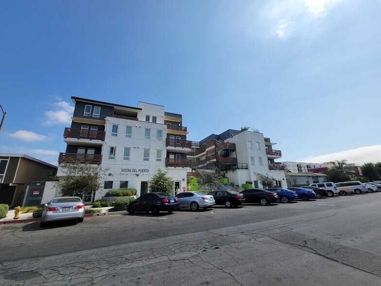 More Photos Of 1836-1852 Locust Ave, Long Beach Apartments For Lease