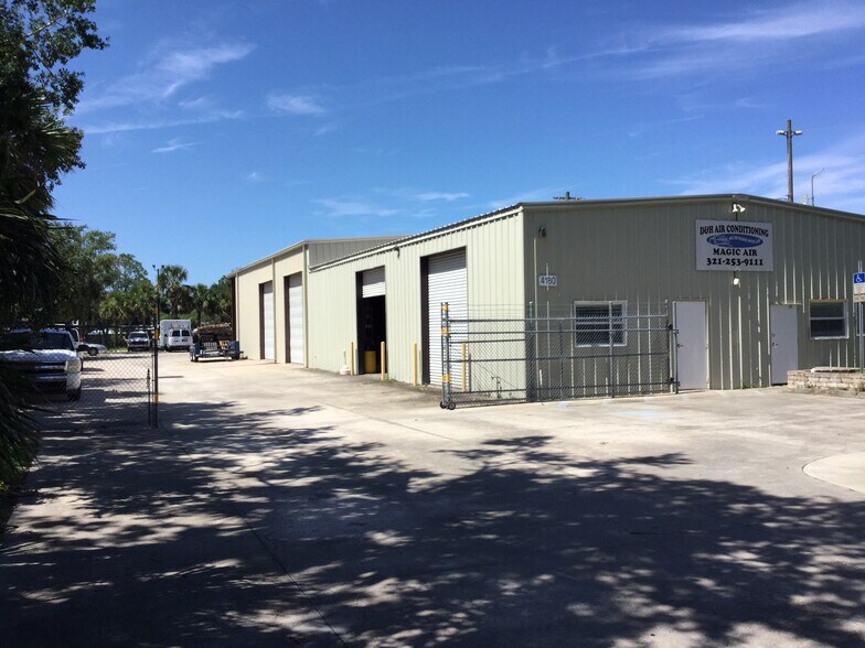Primary Photo Of 4180 Dow Rd, Melbourne Warehouse For Lease