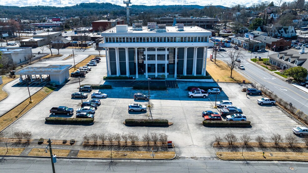 More Photos Of 701 Broad St, Rome Office For Sale