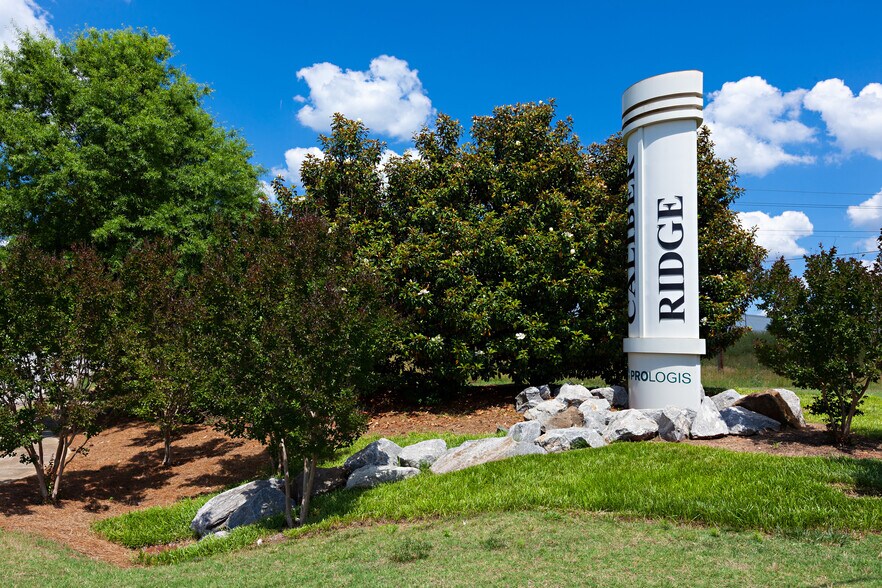 More Photos Of 130 Caliber Ridge Dr, Greer Warehouse For Lease