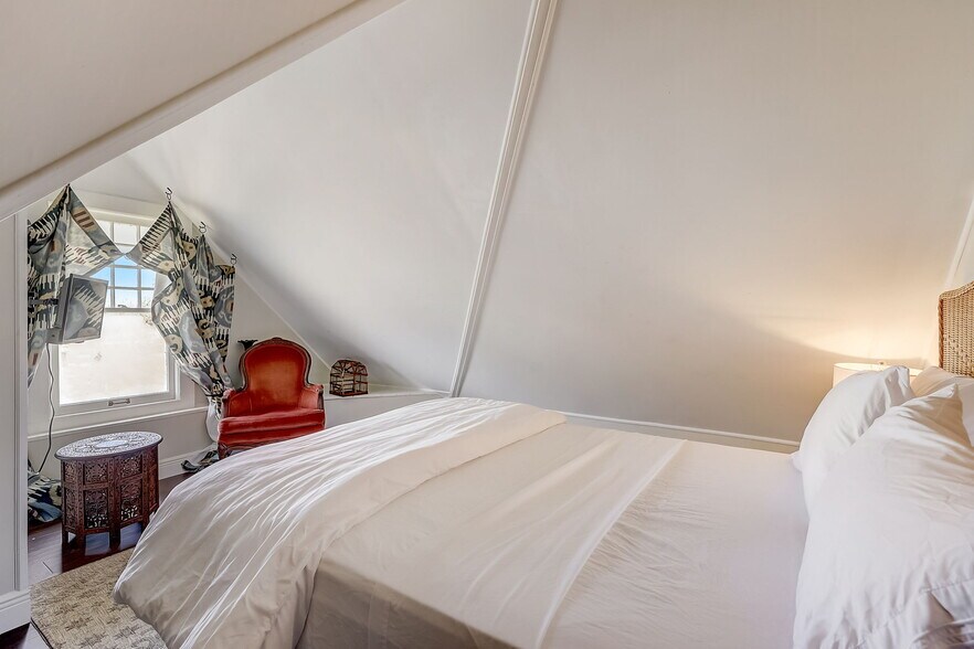 More Photos Of 315 Live Oak Ave, Daytona Beach Apartments For Sale