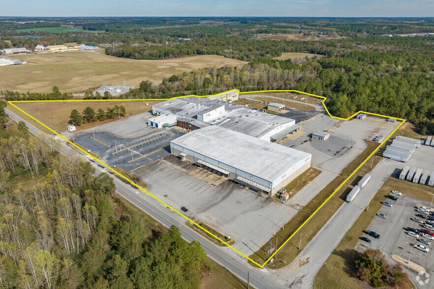 Primary Photo Of 101 Seabrook Dr, Sylvester Distribution For Lease