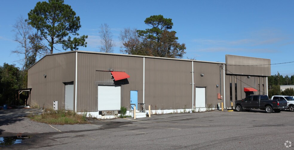 More Photos Of 1495 50th St, Kingsland Warehouse For Lease