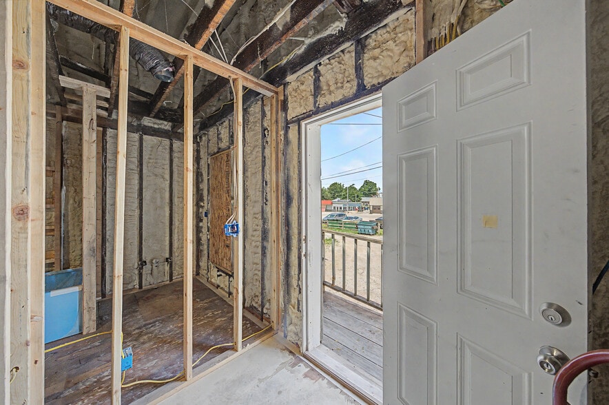 More Photos Of 726 12th St, Belle Plaine Specialty For Sale