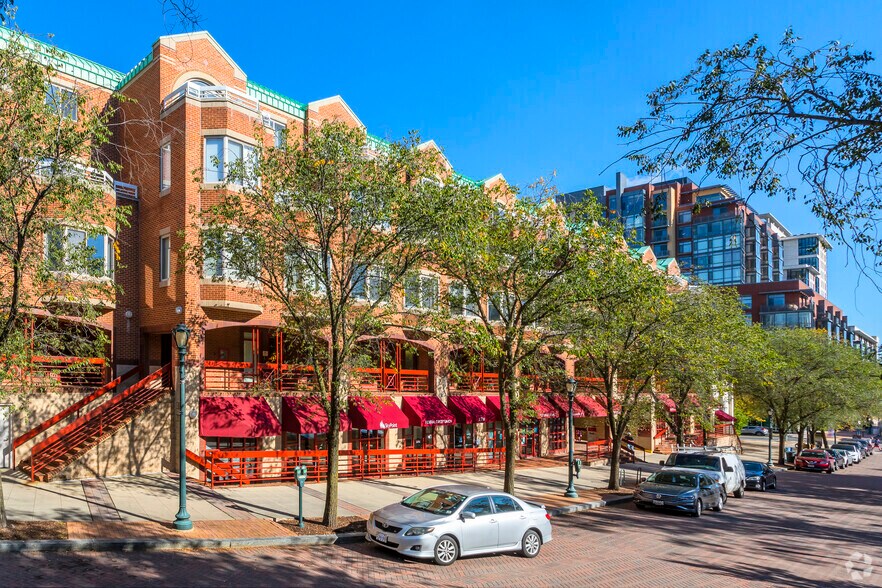 More Photos Of 20 Courthouse Sq, Rockville Office For Sale