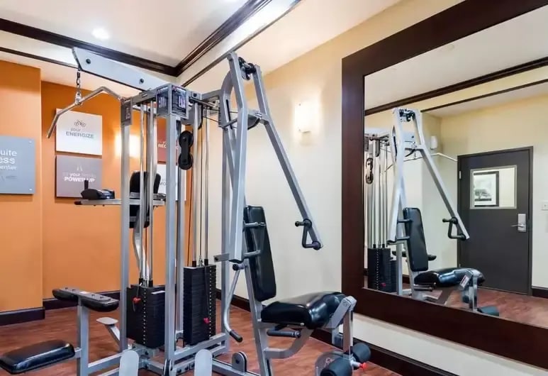 More Photos Of 120 S Main St, Jewett Hotel For Sale