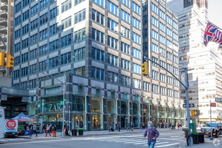 More Photos Of 750 Lexington Ave, New York Office For Lease
