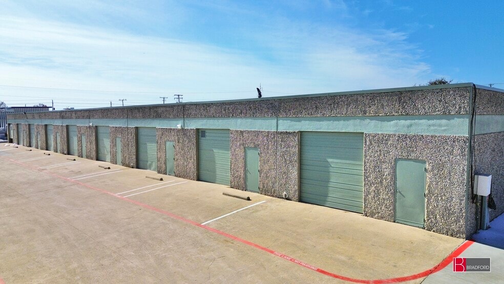 More Photos Of 2100 S Great Southwest Pky, Grand Prairie Unknown For Lease